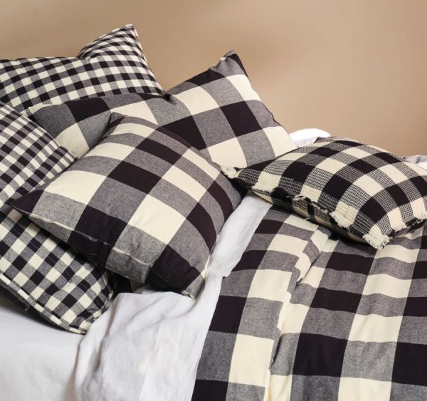 Wren Quilt Cover Set Range Black